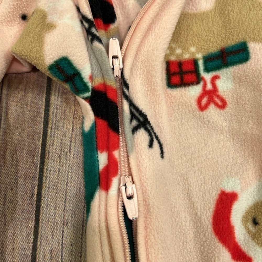 TWIN GIRL BUNDLE 💕 Baby girl fleece Christmas Jammie’s - Picture 6 of 6